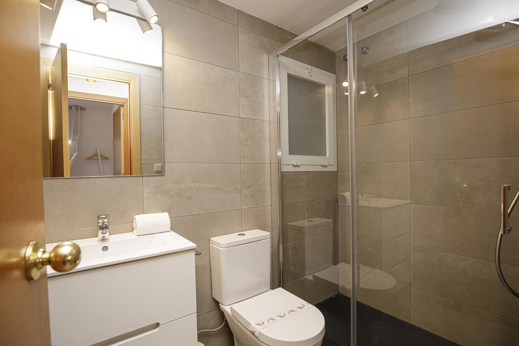 Apartamento Con Gran Terraza En Gerona Exterior foto